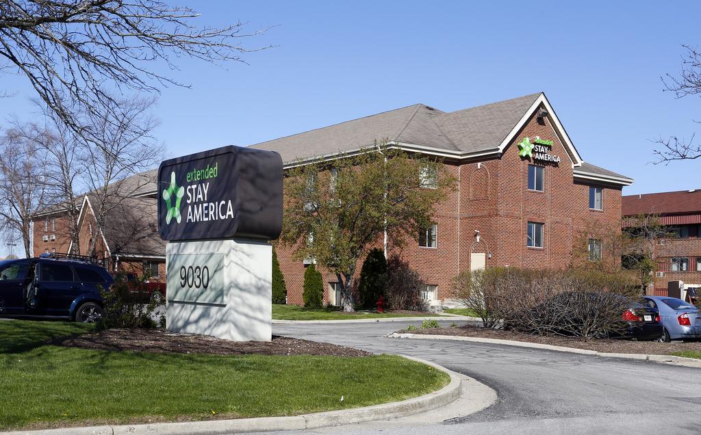 Suburban Studios Indianapolis Northwest - College Parks Eksteriør billede